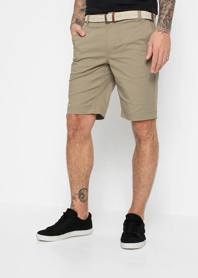 Bermudas estilo chino elásticas, con cinturón, regular fit Caqui nuevo