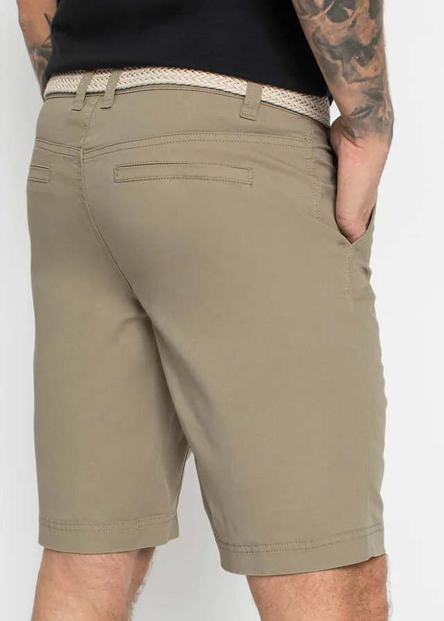 Bermudas estilo chino elásticas, con cinturón, regular fit Caqui nuevo