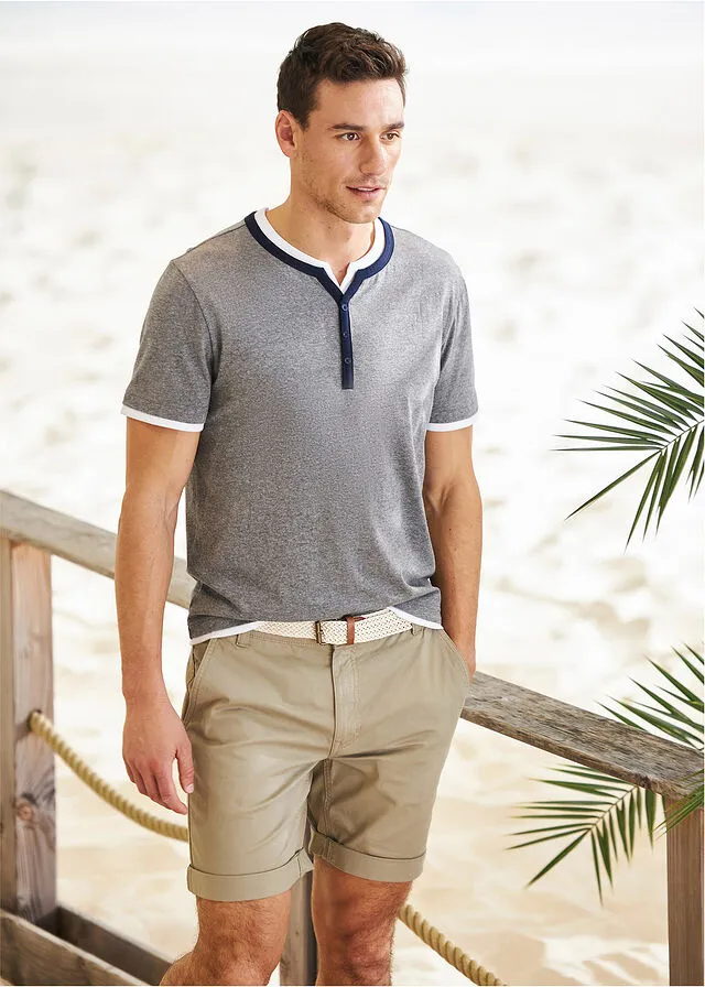 Bermudas estilo chino elásticas, con cinturón, regular fit Caqui nuevo