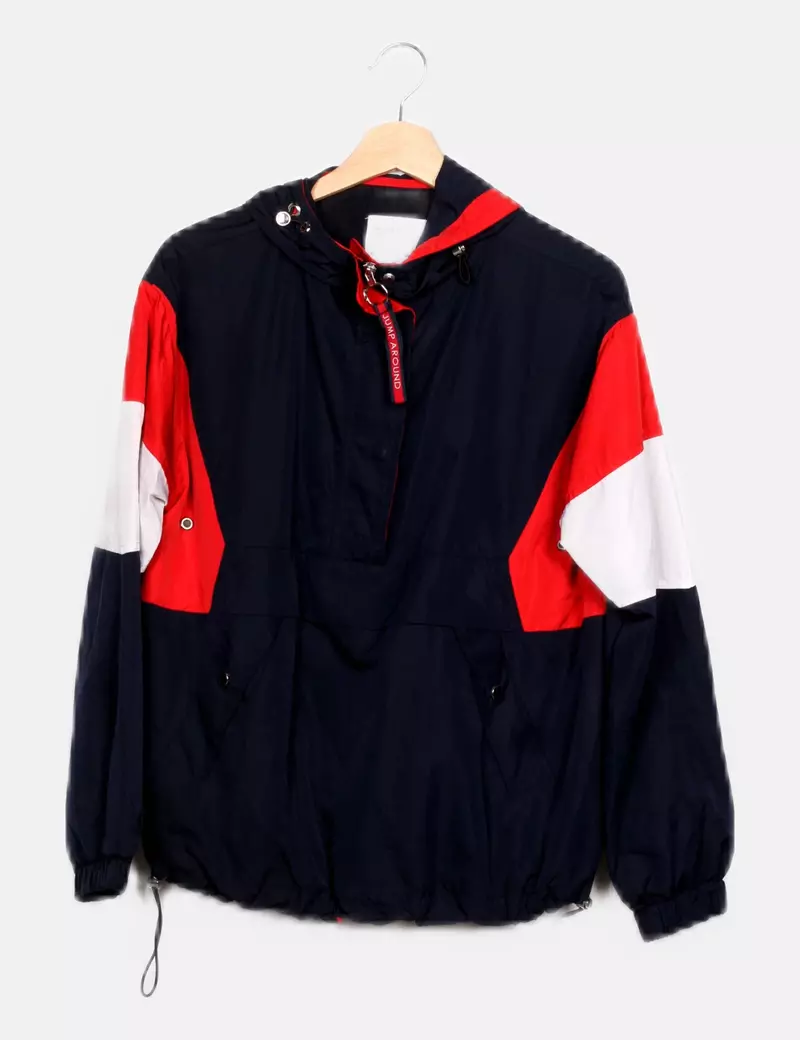 Bershka Impermeable