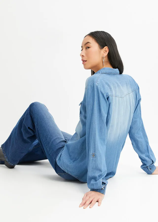 Blusa vaquera con cierres a presión azul provenzal