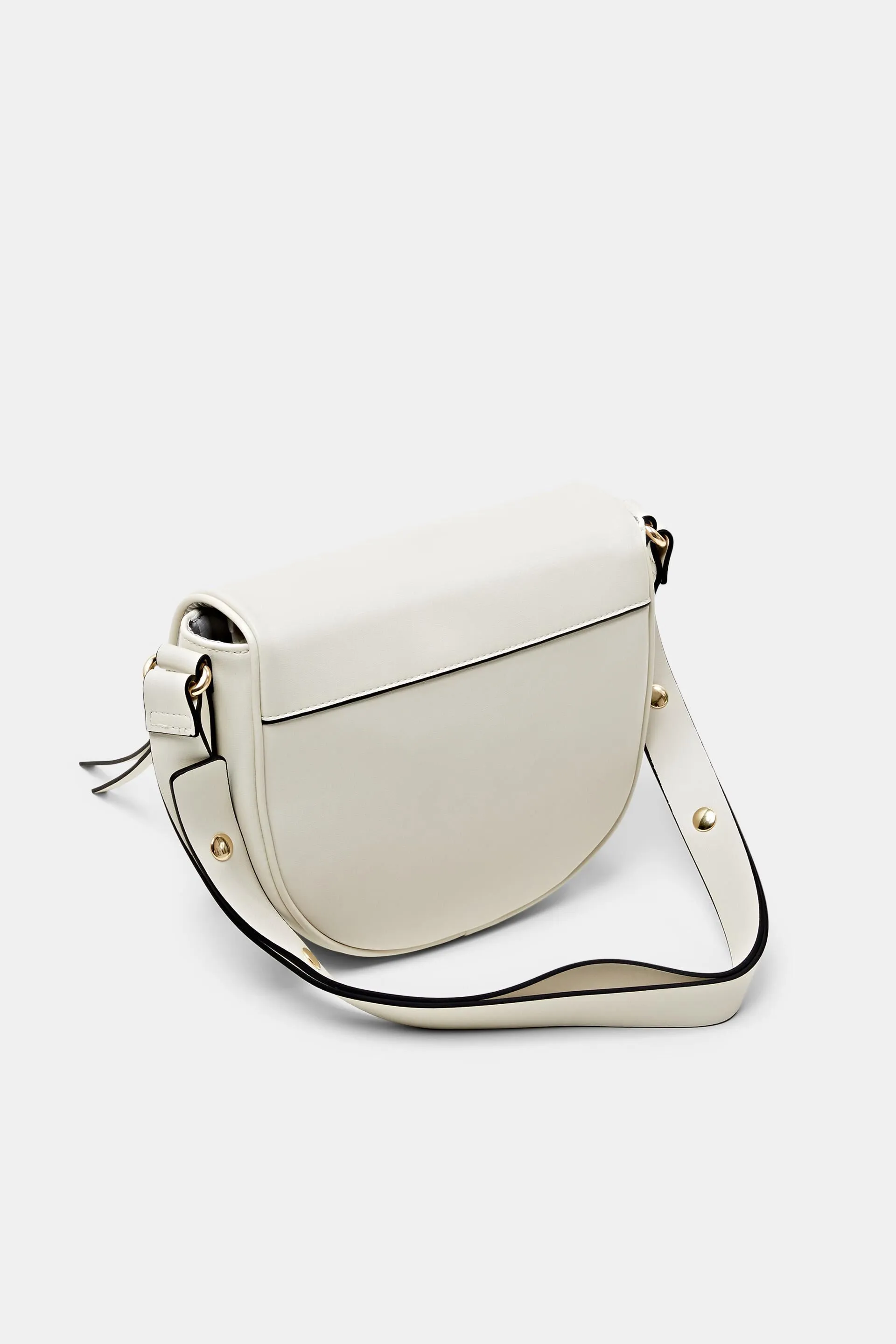 Bolso bandolera con solapa