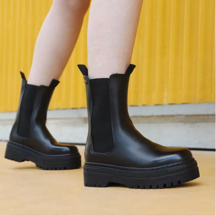 Botines plataforma Owel gante negros con elástico lateral