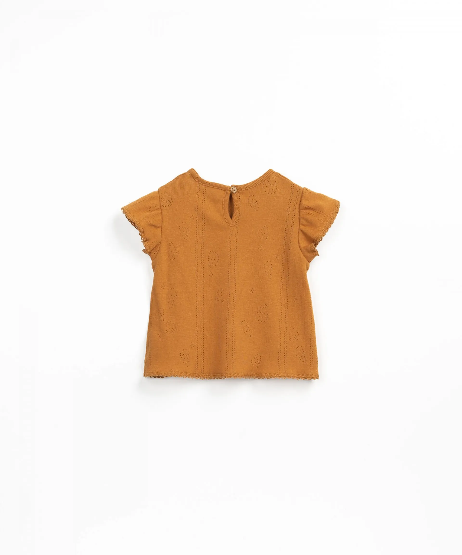 Camiseta con abertura en la espalda | Textile Art