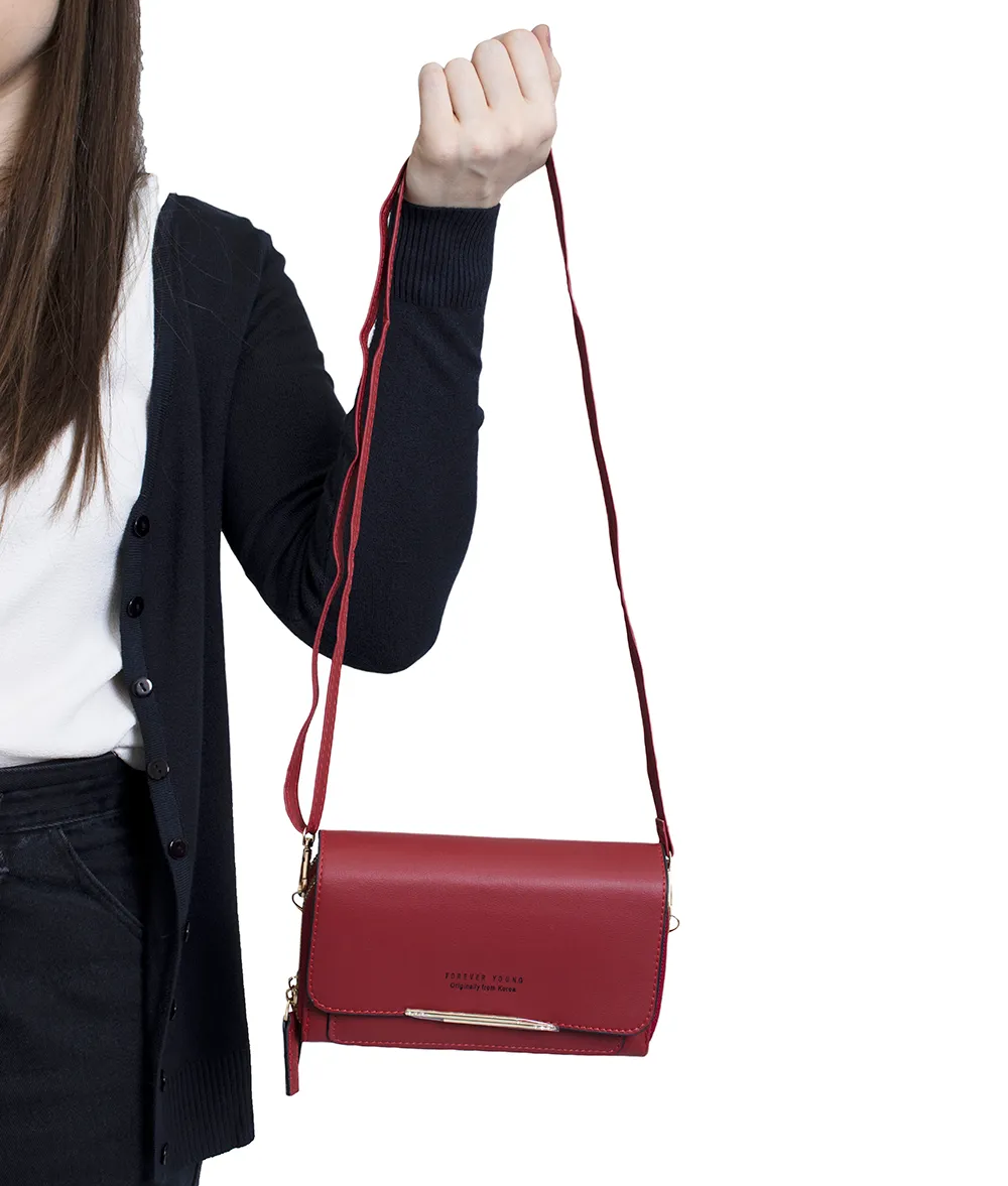 Cartera pequeña con correa