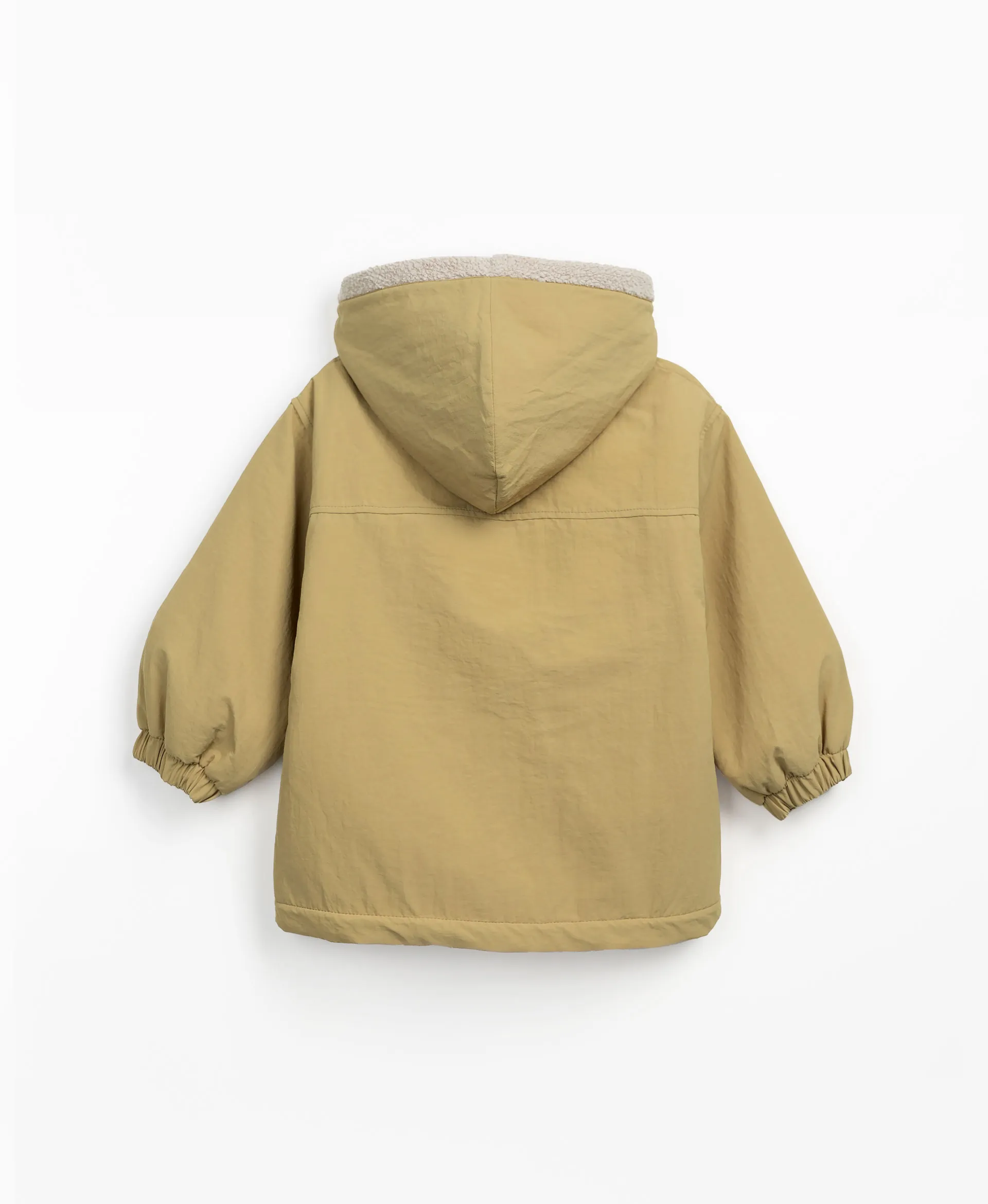 Chaqueta impermeable con fibras recicladas | Mother Lúcia