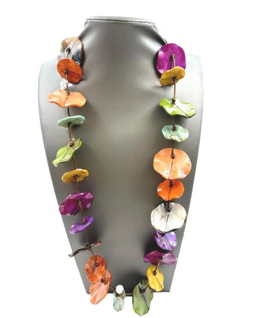COLLARES CON ESPECTACULAR COLORIDO PARA LLEVAR LARGO O CORTO