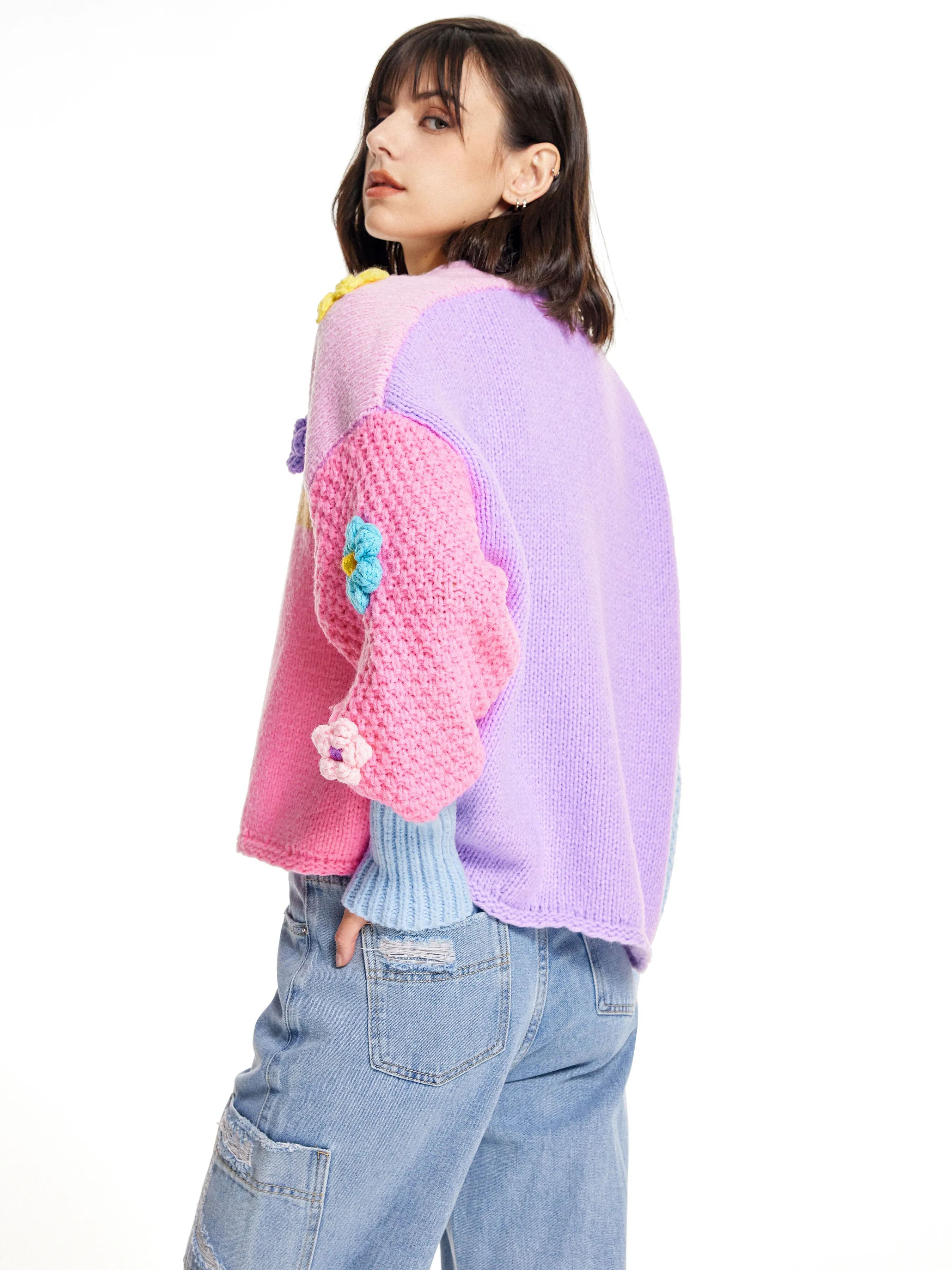 Cárdigan de Punto con Crochet Floral