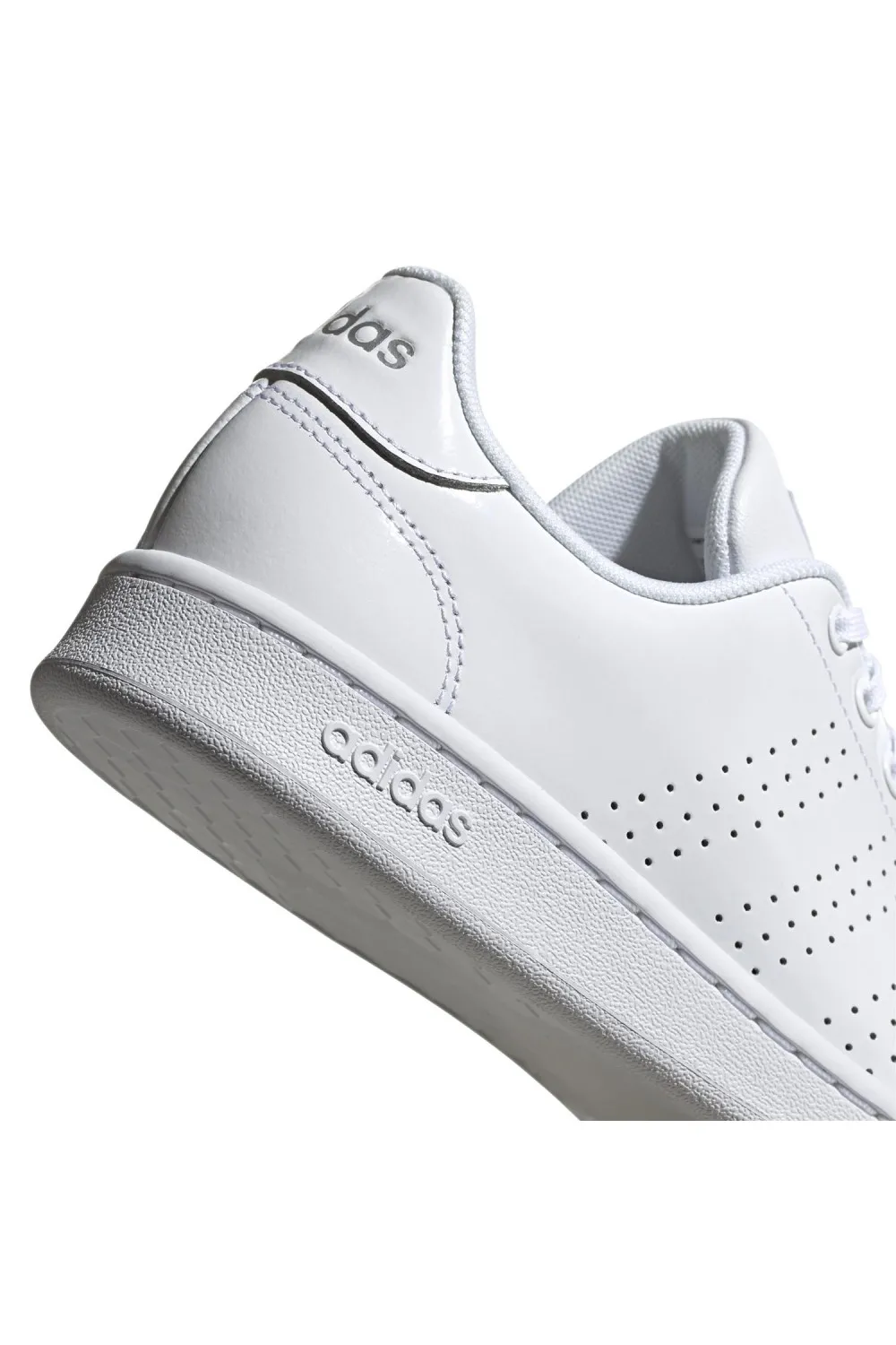 deportivos advantage adidas plata ee7494
