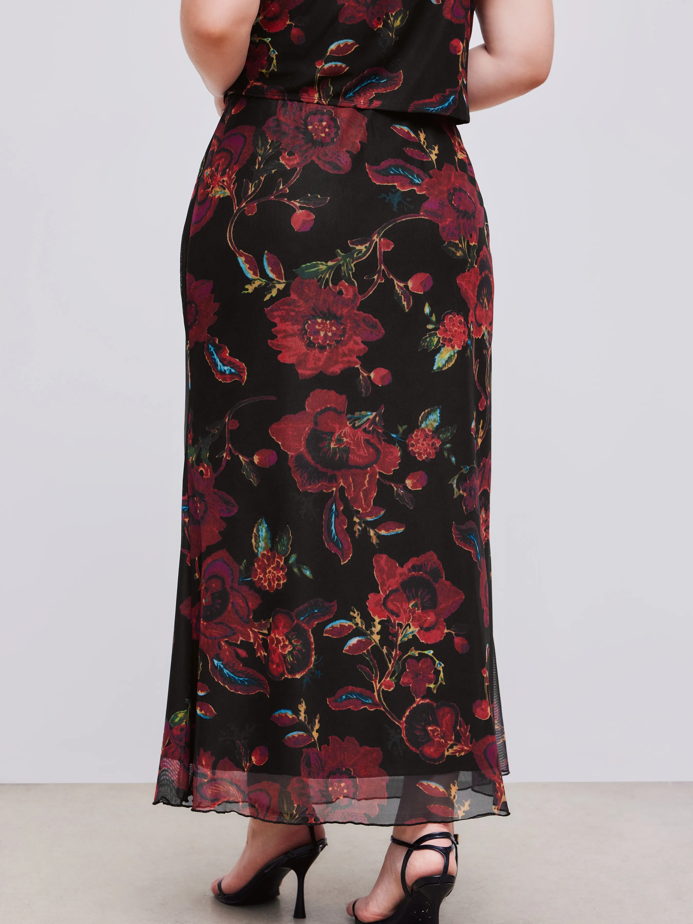 Falda Maxi Floral con Ribete de Lechuga y Malla Curvy