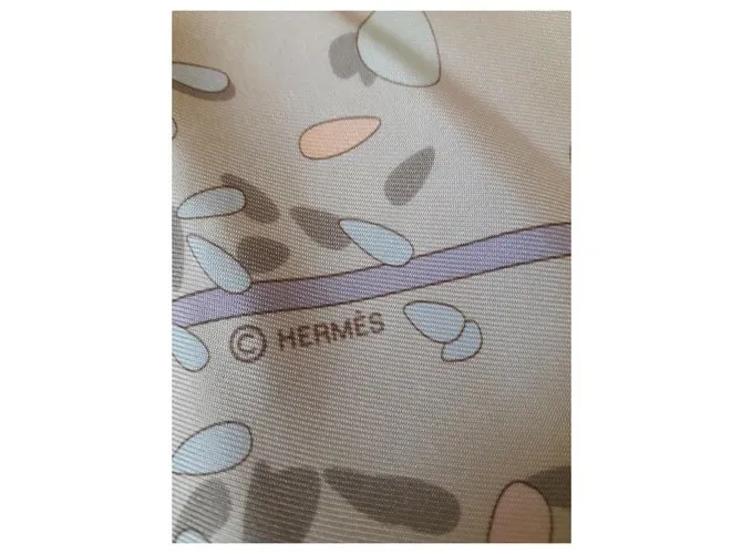 Hermès Ofrendas de un día Gris 
