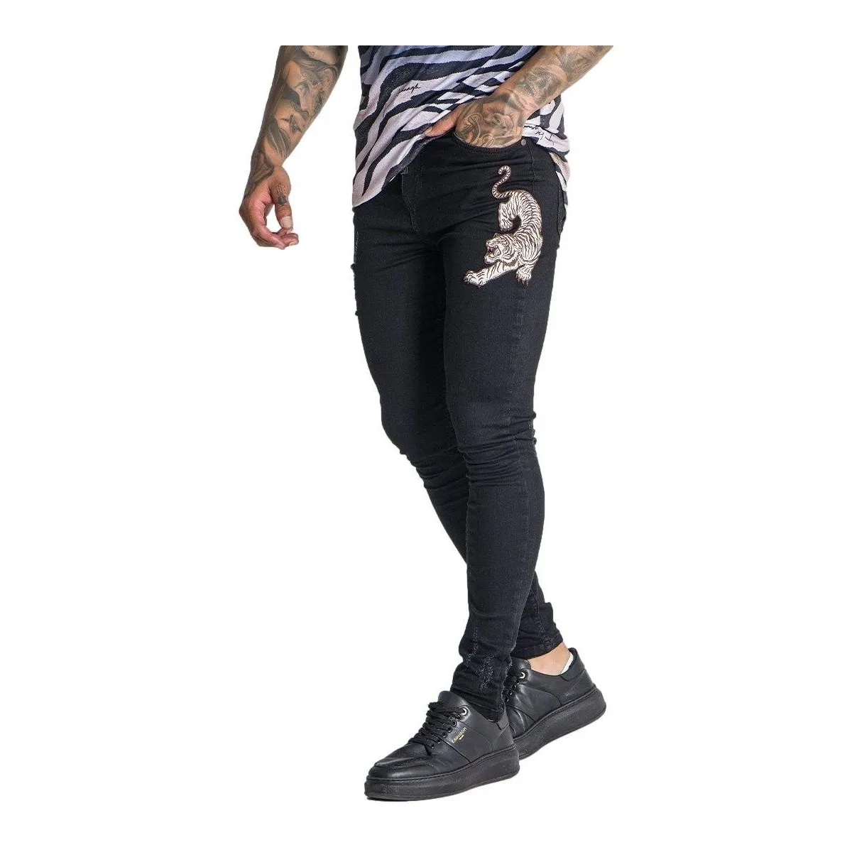 Jeans  con Parche Tiger Negro