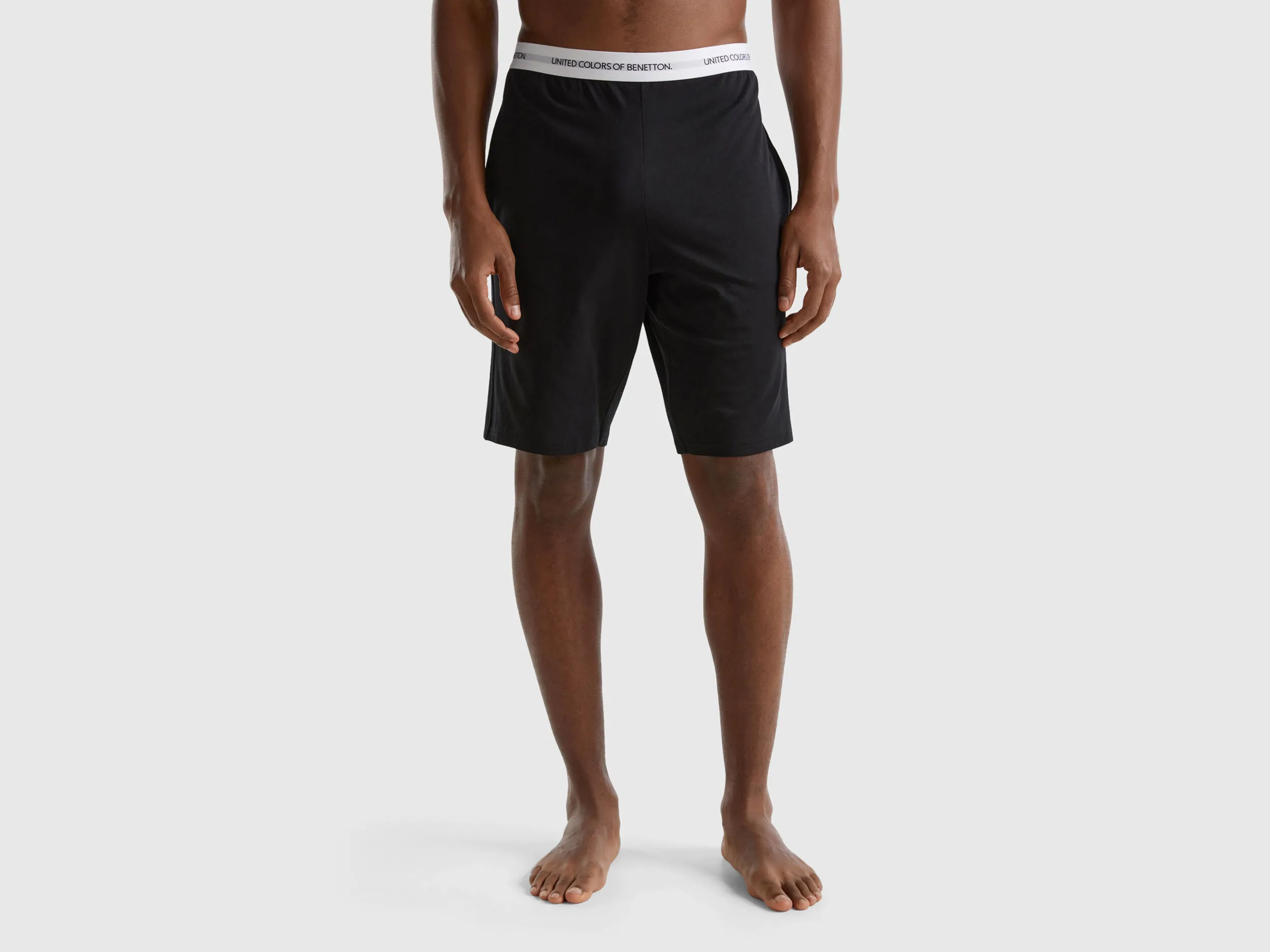 Pantalón corto de 100 % algodón
