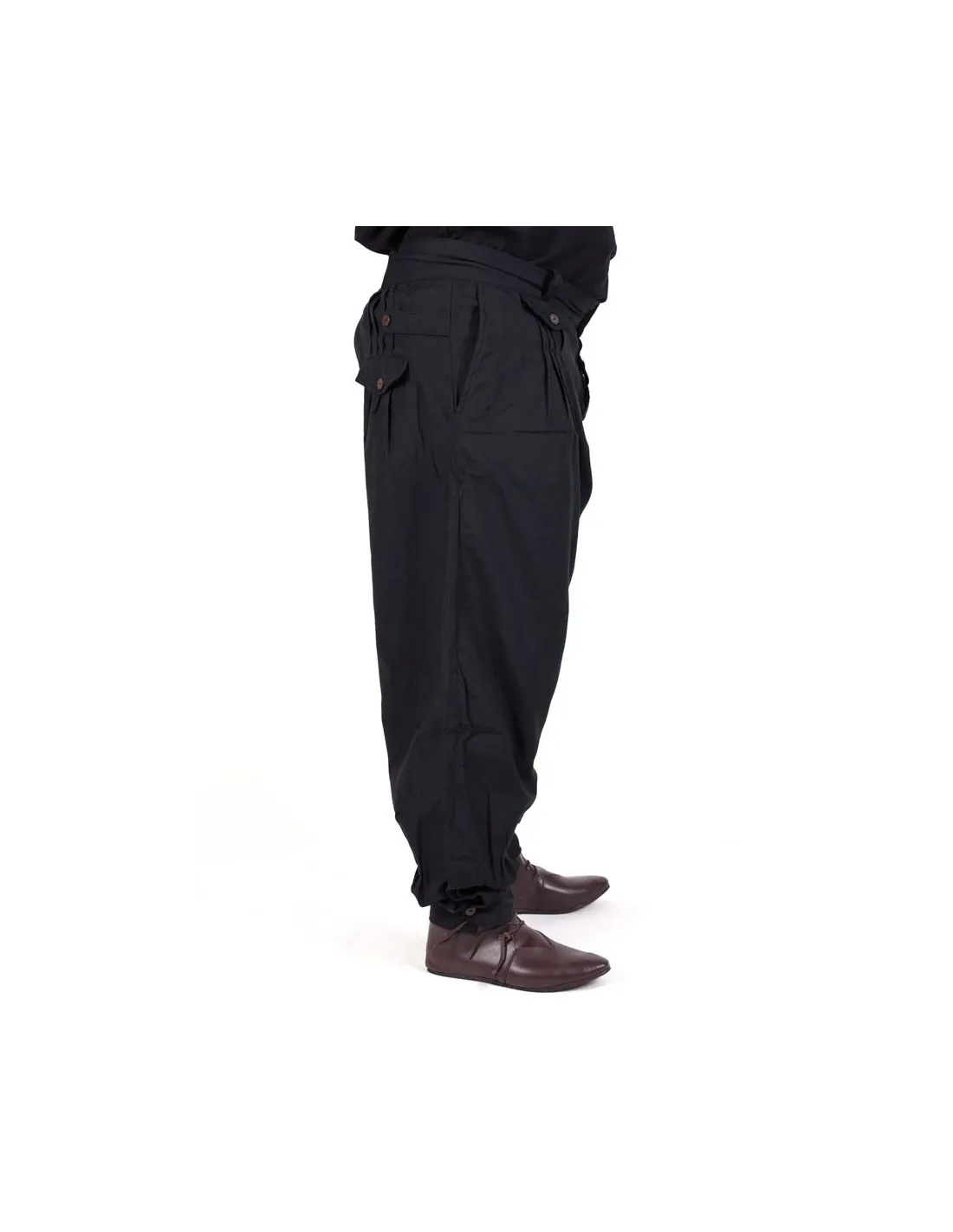 Pantalones medievales con botones