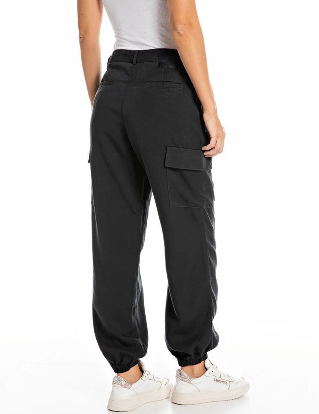 Pantalón jogger Replay cargo negro con puños para mujer
