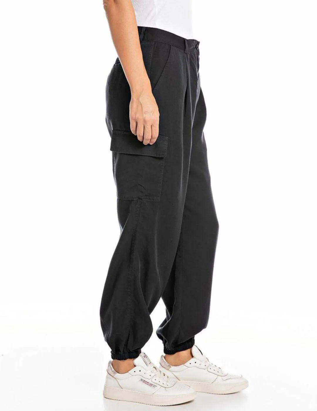 Pantalón jogger Replay cargo negro con puños para mujer