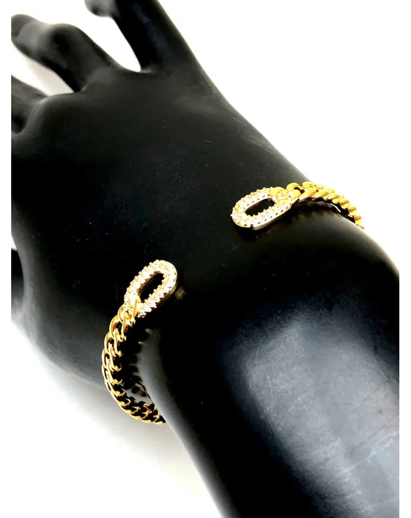 PULSERAS DORADAS CON LAS QUE DERROCHAR ESTILO Y ELEGANCIA