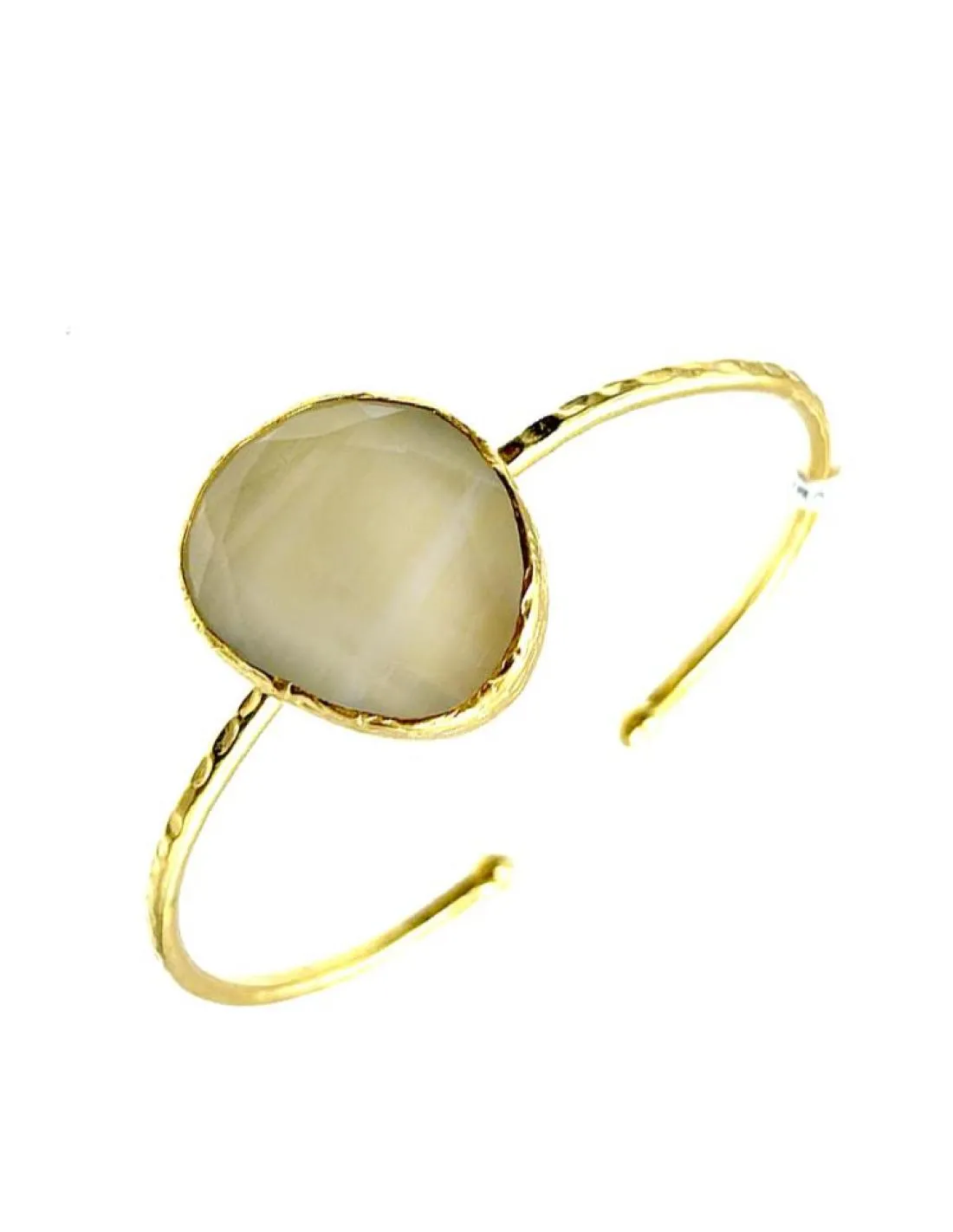 PULSERAS DORADAS DE PIEDRA BEIGE PARA DIA Y NOCHE