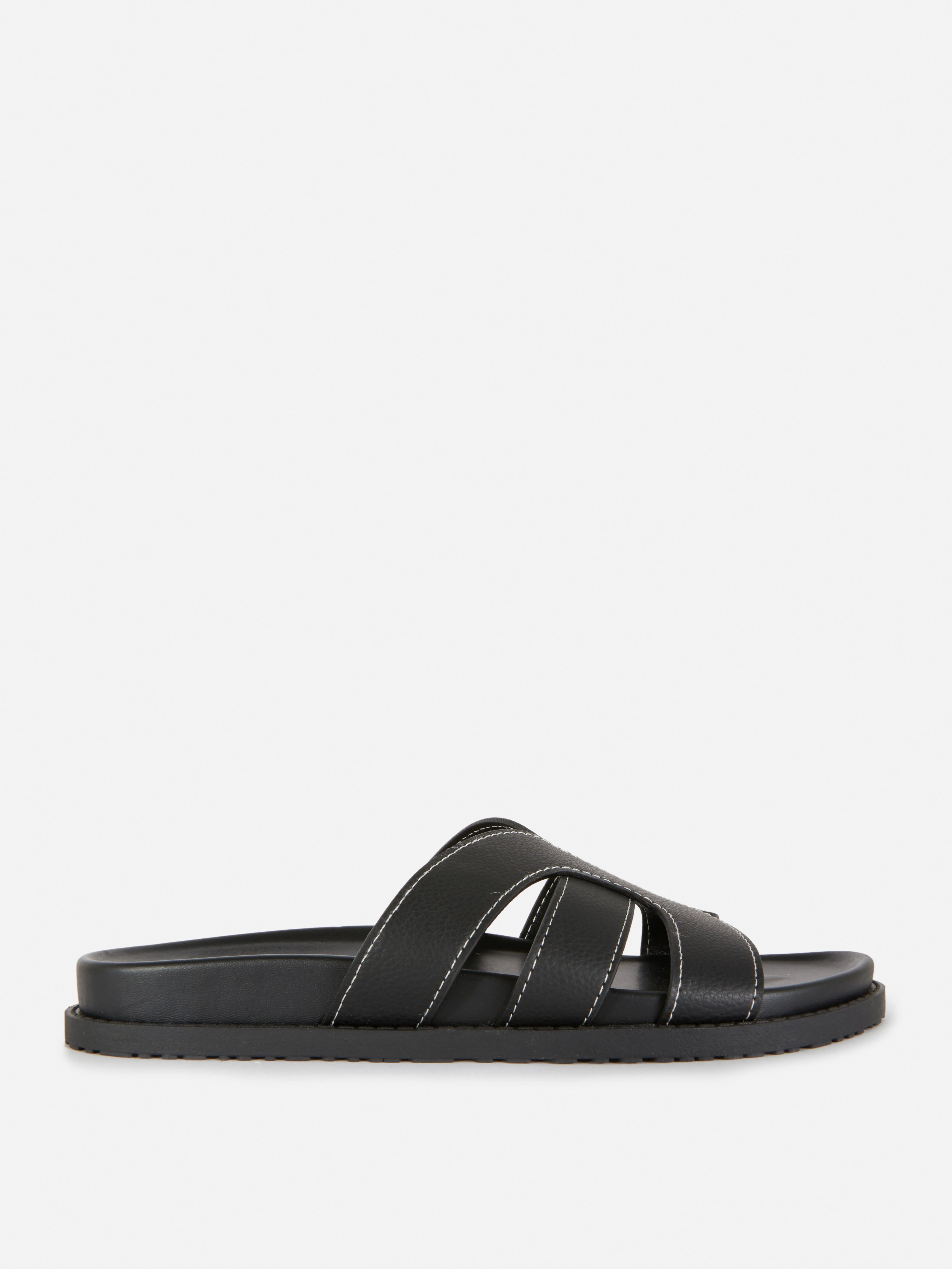 Sandalias de tiras tejidas
