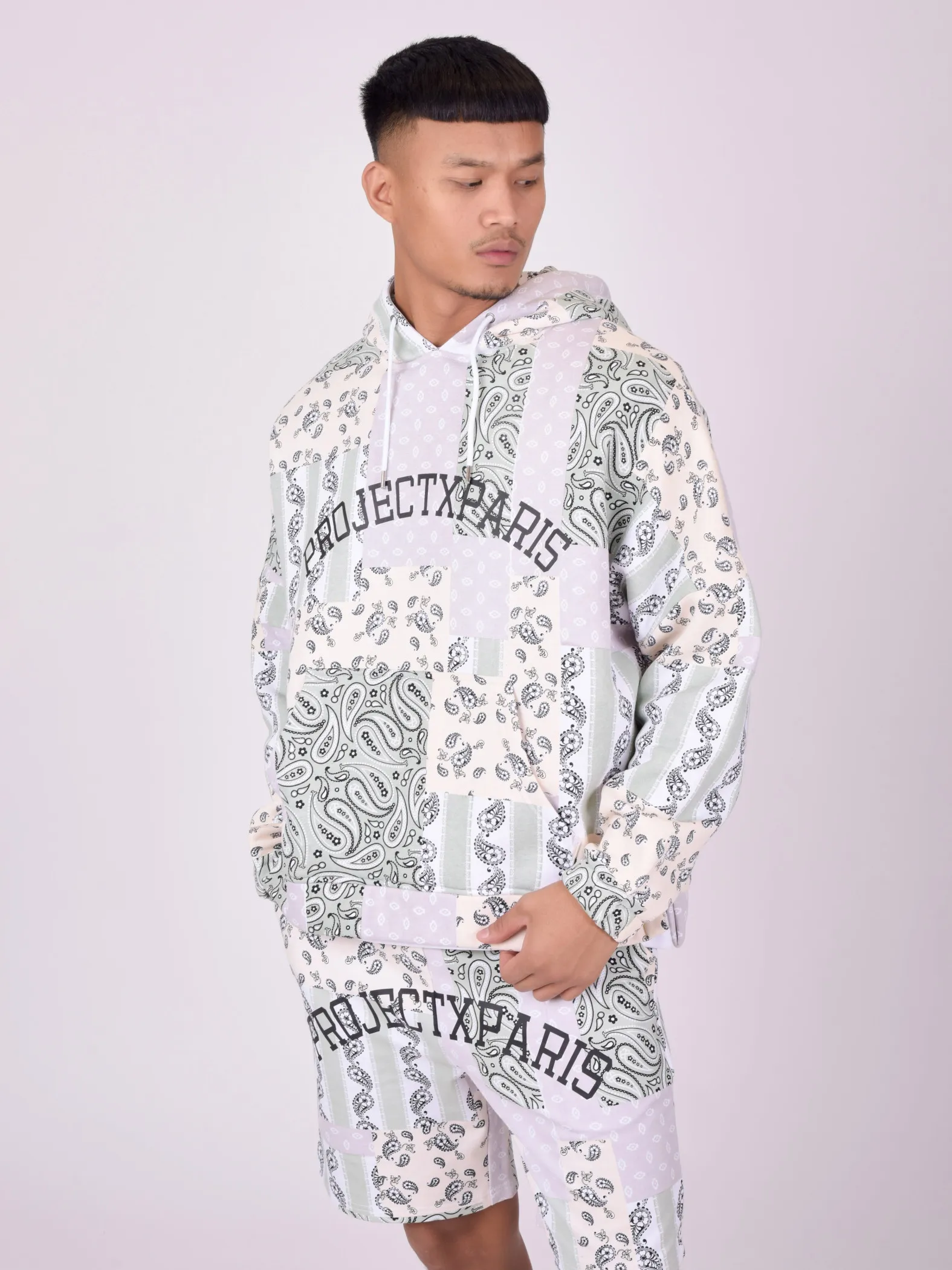 Sudadera con capucha y bandana