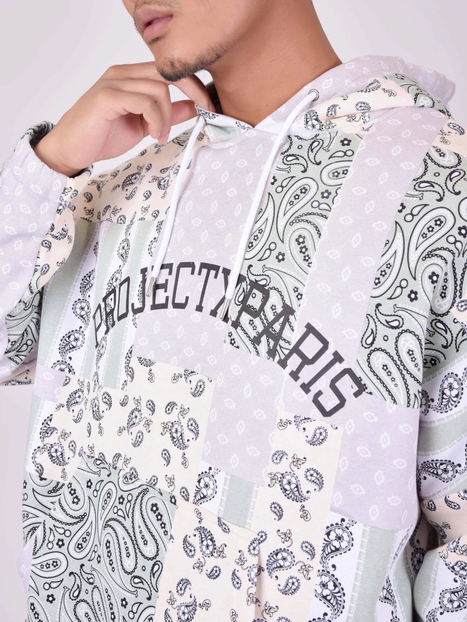 Sudadera con capucha y bandana