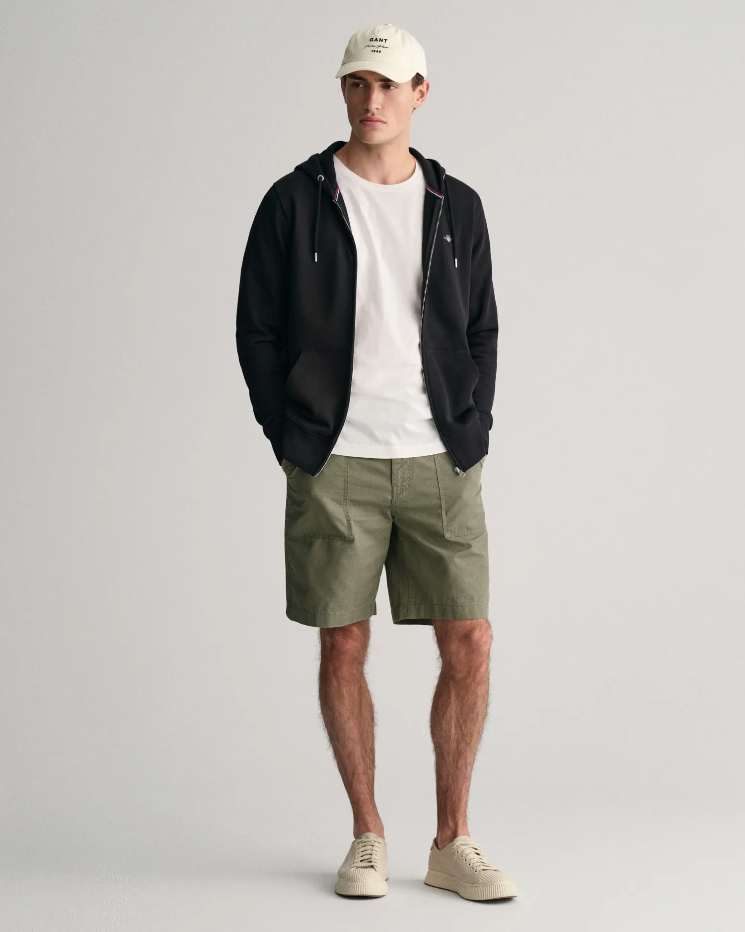 Sudadera con capucha y cremallera Shield