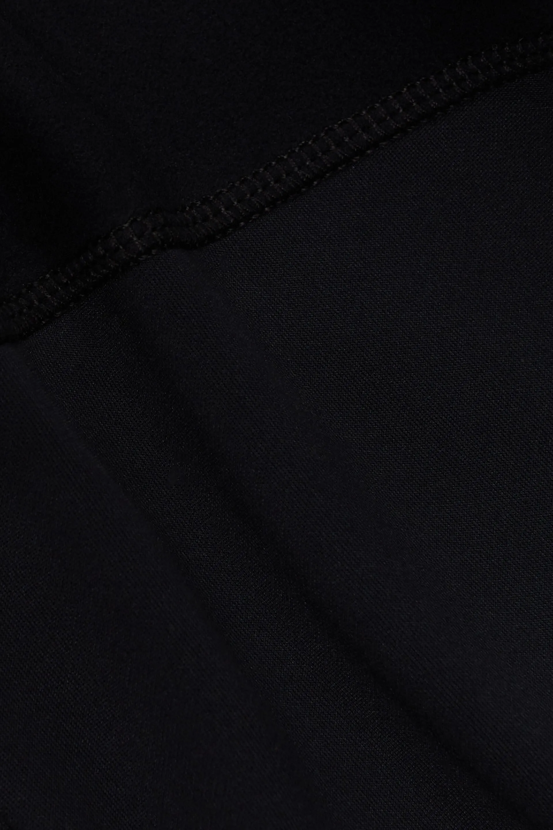 SUDADERA DEPORTIVA CON TECNOLOG&IACUTE;A EDRY