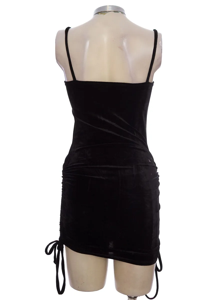 VESTIDO / ENTERIZO COLOR NEGRO  CLOSEANDO
